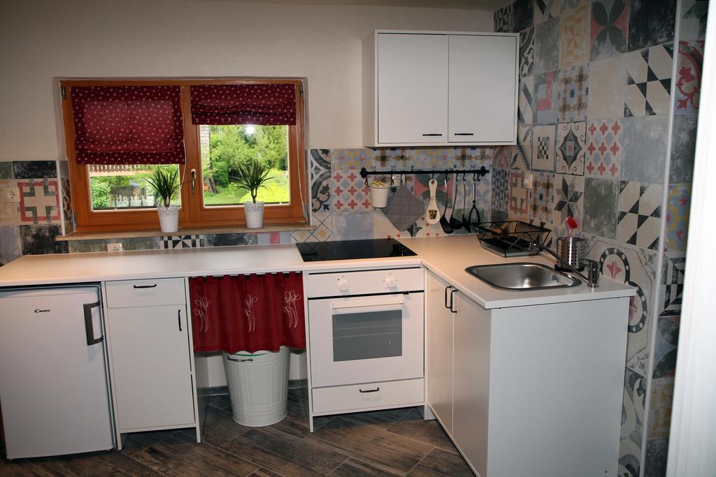 Apartma Obrh Шмарьешке-Топлице Экстерьер фото